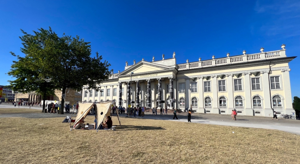 Common View Common Views @ DOCUMENTA 15 - Common Views